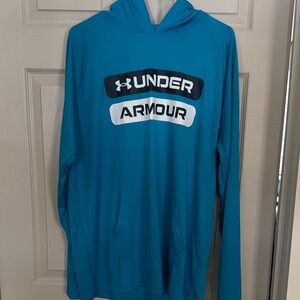 Under Armour Men’s  Pullover Loose light weight fabric